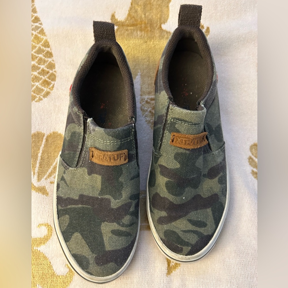 Xtratuf Women’s Canvas Sharkbyte Deck Shoes - Camo - Size 6